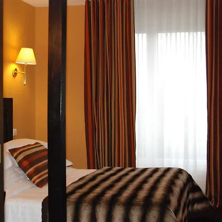 Ariane & Hotel 3*