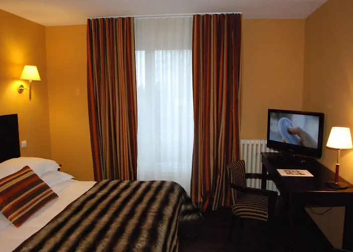 Ariane & Hotel Pontorson