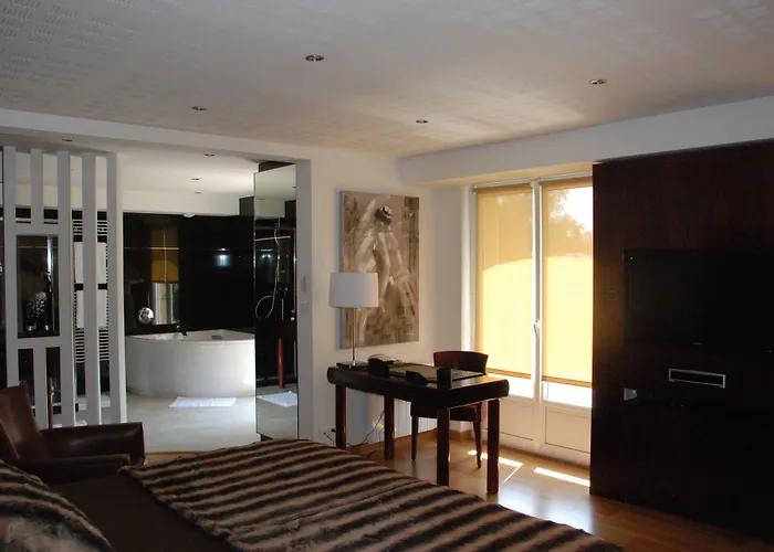 Hotel Ariane & Pontorson